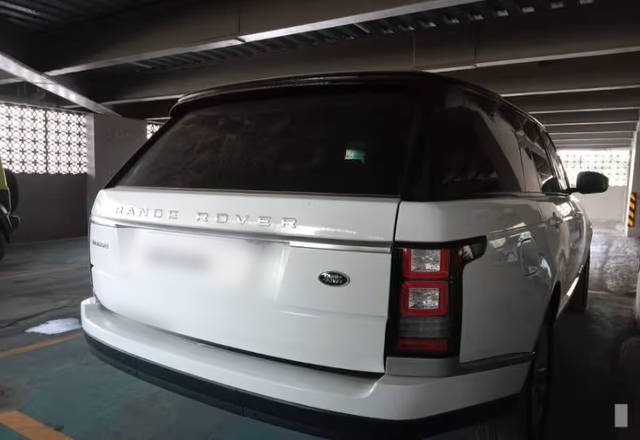 https://images10.gaadi.com/usedcar_image/4533299/original/026a3d9a-4b70-457e-b3bb-17724e8a429e.?imwidth=6401