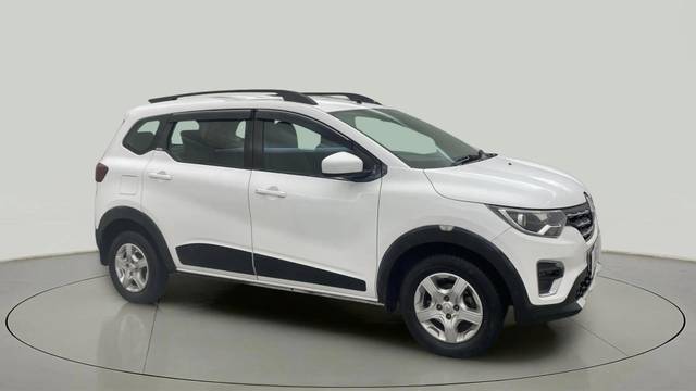 https://images10.gaadi.com/usedcar_image/4533313/original/6f3c92b91315e2f69a31e566ee9f2237.jpg?imwidth=6400