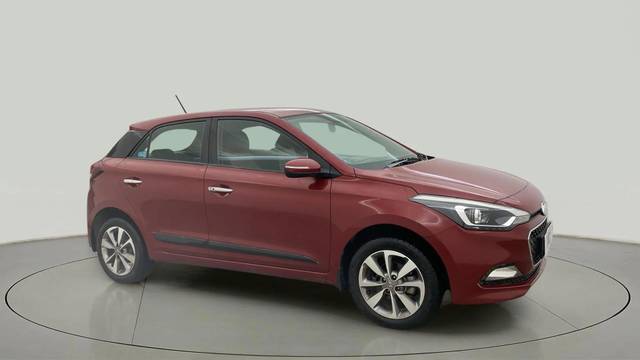 https://images10.gaadi.com/usedcar_image/4533316/original/2ef6edd5897e81f1f298bcec8eec2f81.jpg?imwidth=6400