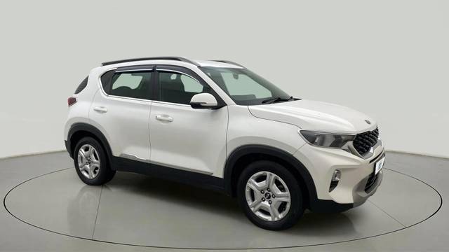https://images10.gaadi.com/usedcar_image/4533334/original/1259c8a4f5787b284dddbe4ab6420132.jpg?imwidth=6400