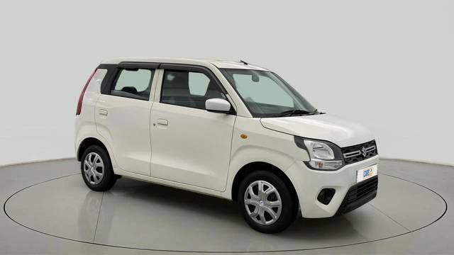 https://images10.gaadi.com/usedcar_image/4533339/original/7e2093fc5cd1211a582cfab3dddd225e.jpg?imwidth=6400