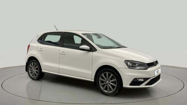 https://images10.gaadi.com/usedcar_image/4533340/original/424739daedfc0df98ef7b711ae47af52.jpg?imwidth=6400