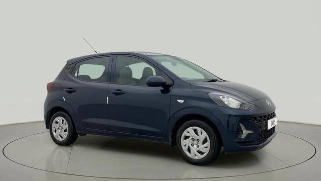 https://images10.gaadi.com/usedcar_image/4533373/original/f1374047efcf019c15ed98d6a33a9e92.jpg?imwidth=6400