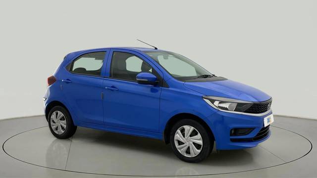 https://images10.gaadi.com/usedcar_image/4533393/original/fff7374df702ff91aba6b373d7b80ac8.jpg?imwidth=6400
