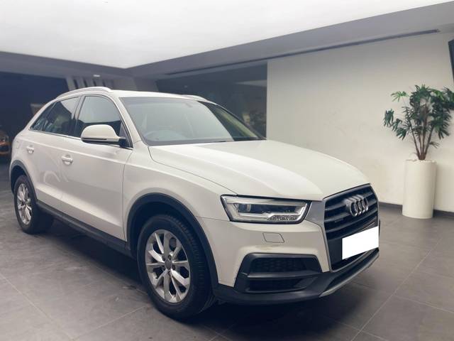 https://images10.gaadi.com/usedcar_image/4533403/original/processed_187e0001d078c0b35b547e96d51d8a66.jpeg?imwidth=6400