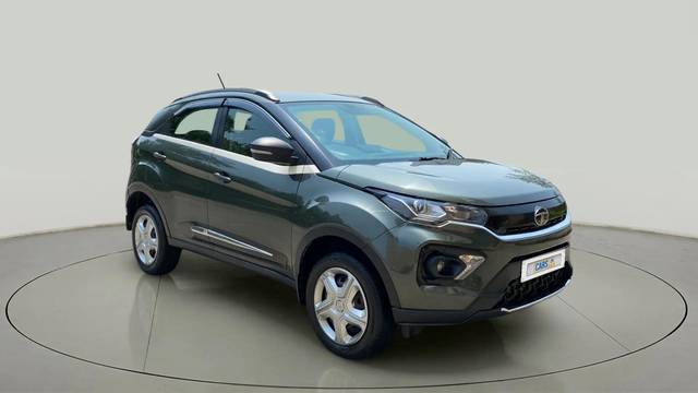 https://images10.gaadi.com/usedcar_image/4533420/original/309f842cfe2da6d40e66e06fef9d025e.jpg?imwidth=6400