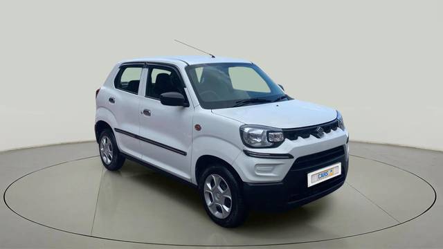https://images10.gaadi.com/usedcar_image/4533449/original/247ed0855cc420d0bdb202f58829b819.jpg?imwidth=6400
