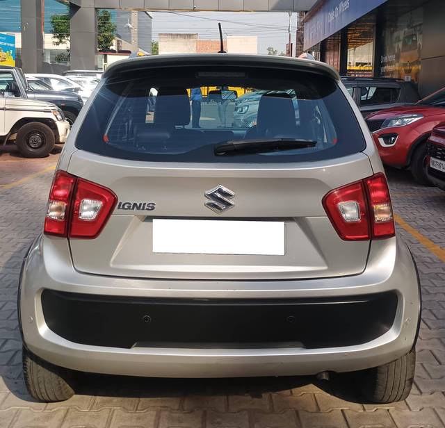 https://images10.gaadi.com/usedcar_image/4533454/original/processed_2602088c3caba635dbf6cf13b8df0dd2.jpg?imwidth=6402