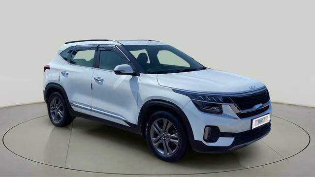 https://images10.gaadi.com/usedcar_image/4533486/original/e35b981496536f5323b0ea1ff7dc6103.jpg?imwidth=6400