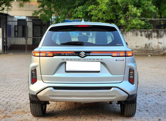 https://images10.gaadi.com/usedcar_image/4533504/original/processed_f194091dca9e2d831dd03405fc0538fc.jpg?imwidth=6401