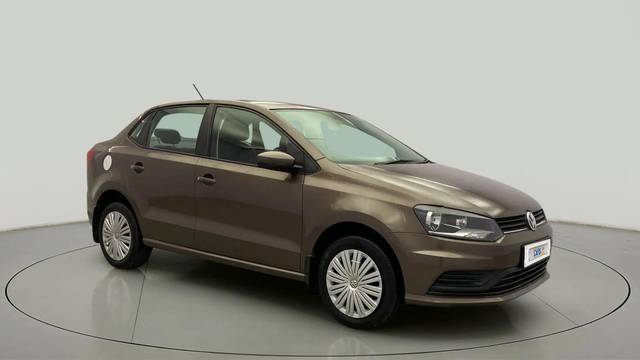 https://images10.gaadi.com/usedcar_image/4533505/original/8347b76e6e04f48ecb0a9c3d94e8619c.jpg?imwidth=6400