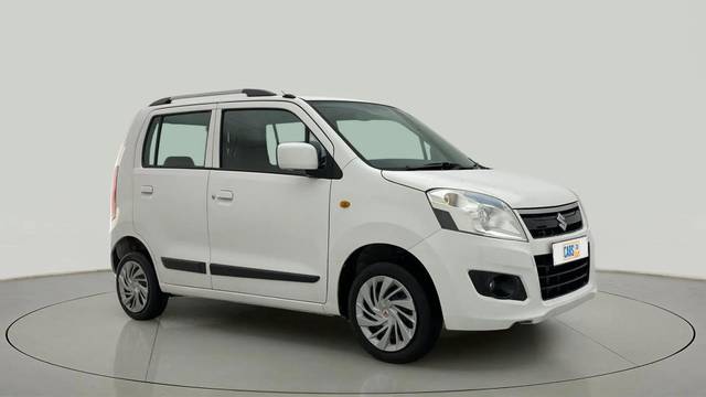 https://images10.gaadi.com/usedcar_image/4533536/original/52b3f8fe8ddb5514d9cccd4ecebdbe98.jpg?imwidth=6400