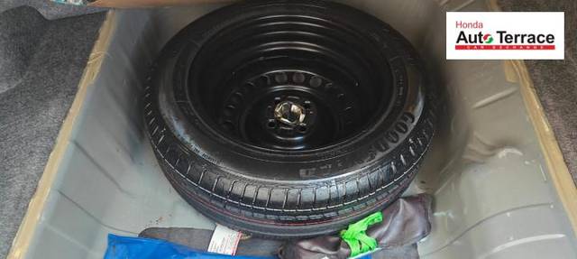 https://images10.gaadi.com/usedcar_image/4533540/original/5ce09ea67836312c5884ab5d1ccb79ab.jpeg?imwidth=6400