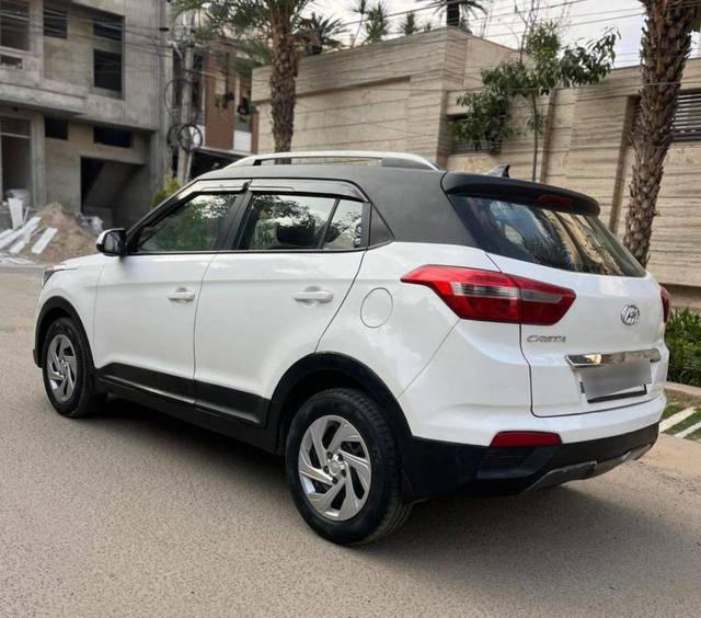 https://images10.gaadi.com/usedcar_image/4533553/original/processed_2c223fd6347ffb10df855b986f837ac4.jpg?imwidth=6402