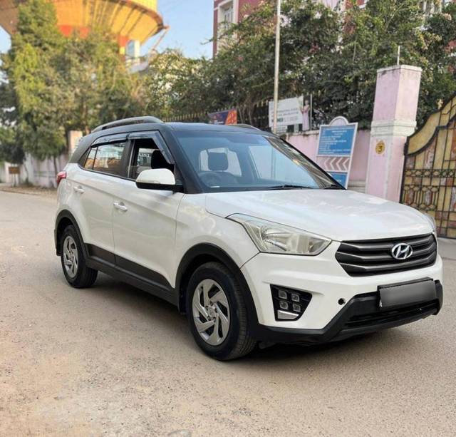 https://images10.gaadi.com/usedcar_image/4533553/original/processed_addbf836b98424efd45cf7f58e1c302d.jpg?imwidth=6400