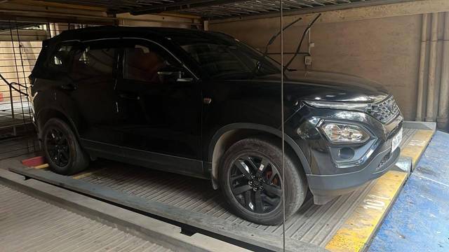 https://images10.gaadi.com/usedcar_image/4533556/original/processed_fc31902833daf65a0c2ee5de382f8d0b.jpg?imwidth=6400