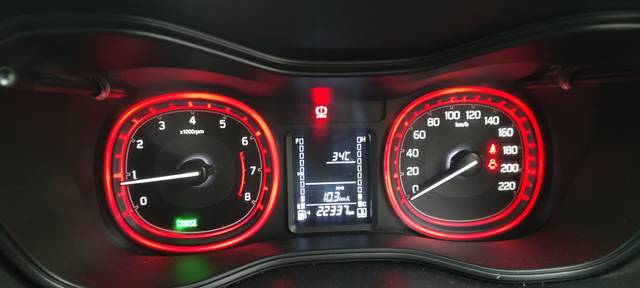 https://images10.gaadi.com/usedcar_image/4533612/original/88b8c3cf-4e8a-4b56-84e0-45e3fd9eb52b.jpg?imwidth=6402