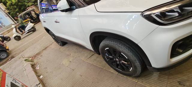 https://images10.gaadi.com/usedcar_image/4533612/original/9a4bcc39-a56a-493e-8434-f644852c724d.jpg?imwidth=6400