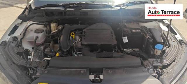 https://images10.gaadi.com/usedcar_image/4533616/original/51e7d4485366574135df77e4b531cc18.jpeg?imwidth=6400