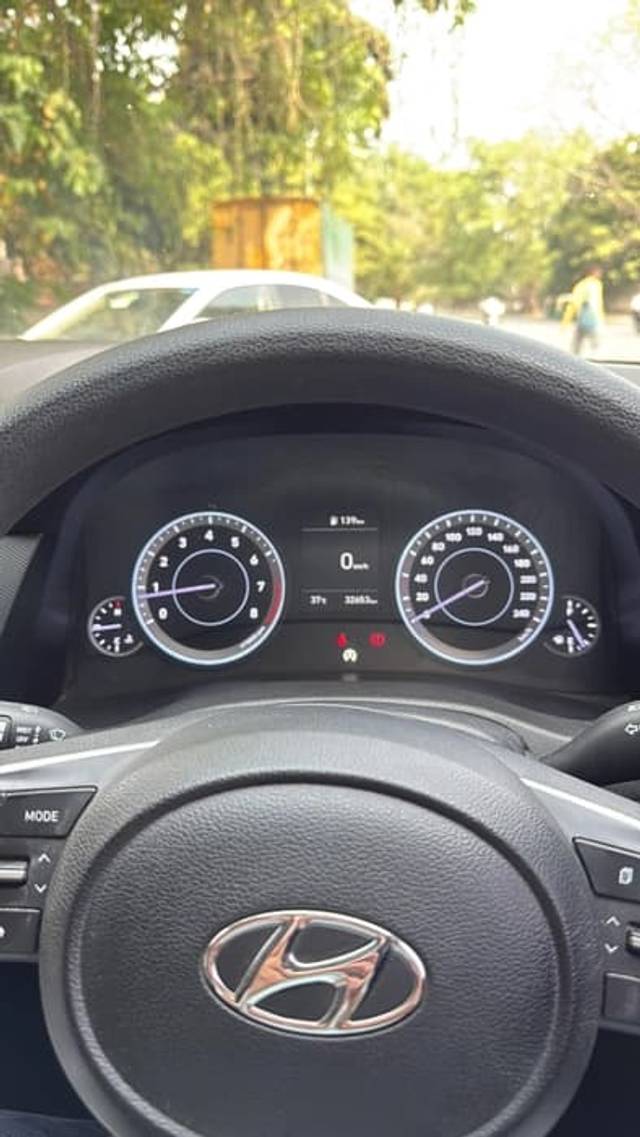 https://images10.gaadi.com/usedcar_image/4533630/original/a14505fbcf9b12960858deb5c5b02c7f.jpg?imwidth=6402