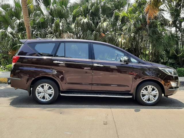 https://images10.gaadi.com/usedcar_image/4533637/original/d2576fef99e004ac3e9a8d28d763b0ef.jpeg?imwidth=6401