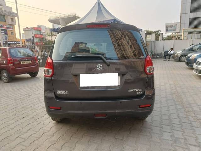 https://images10.gaadi.com/usedcar_image/4533650/original/processed_e3a72f5f63b7ceb9c75ab3eef18e4130.jpg?imwidth=6402