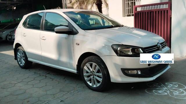https://images10.gaadi.com/usedcar_image/4533653/original/processed_74a052fd7954148d8fc7eb907f0ef4c3.jpg?imwidth=6400