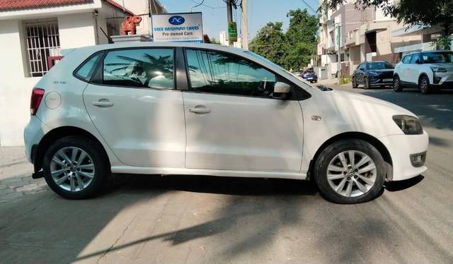 https://images10.gaadi.com/usedcar_image/4533653/original/processed_b2871e40a14a25e2311324c88017a692.jpg?imwidth=6401