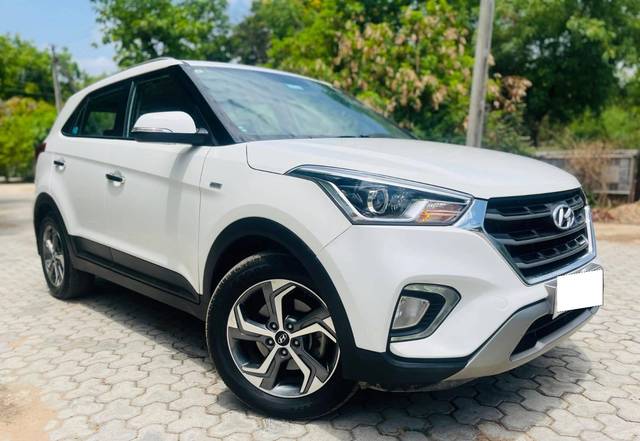 https://images10.gaadi.com/usedcar_image/4533658/original/processed_3c4d602f98f9b9ec38a71a27fc92b9ea.jpg?imwidth=6400