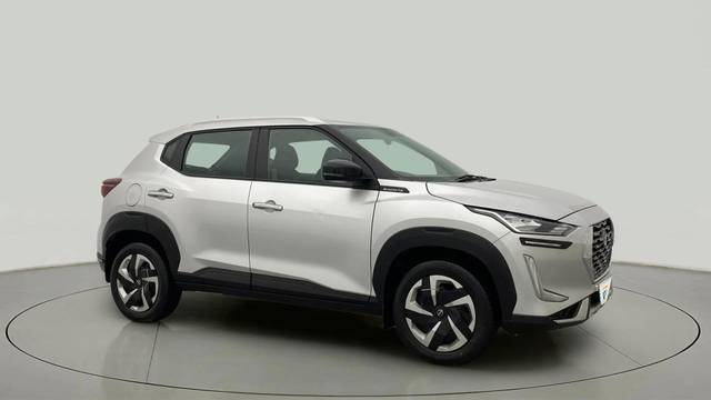 https://images10.gaadi.com/usedcar_image/4533686/original/e096ef6192c84d31654fce911bb04eb1.jpg?imwidth=6400