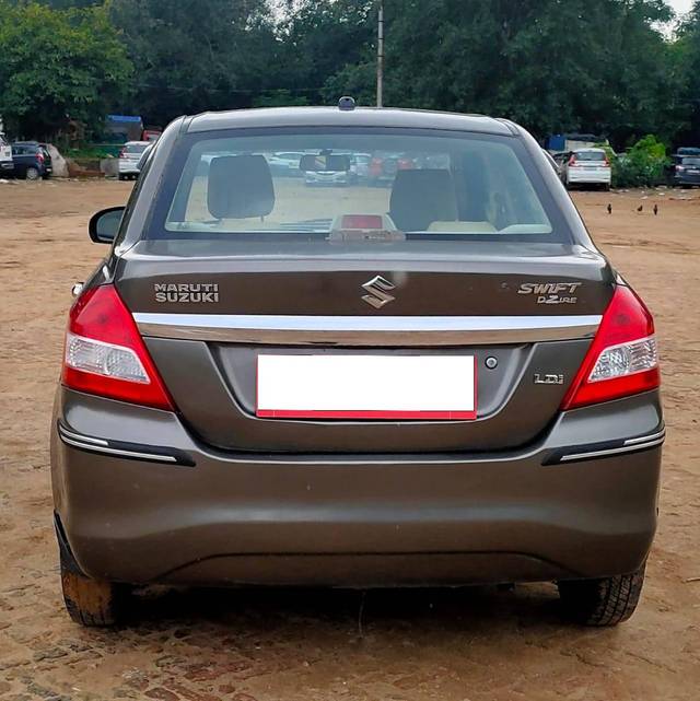 https://images10.gaadi.com/usedcar_image/4533719/original/processed_87104951cb431cba0691c7e6f80edc99.jpg?imwidth=6402