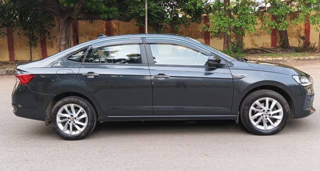 https://images10.gaadi.com/usedcar_image/4533723/original/890228bb2b2826c4fa62aa465246525c.jpg?imwidth=6401