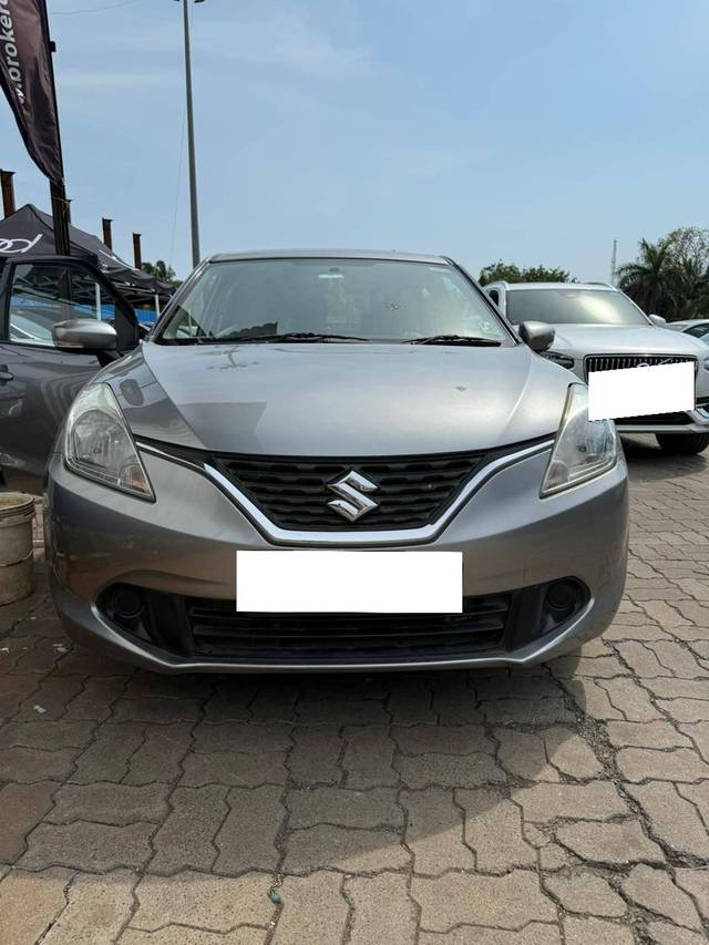 https://images10.gaadi.com/usedcar_image/4533773/original/processed_13bbf68374c28ccaab598dba5da030b7.jpeg?imwidth=6402