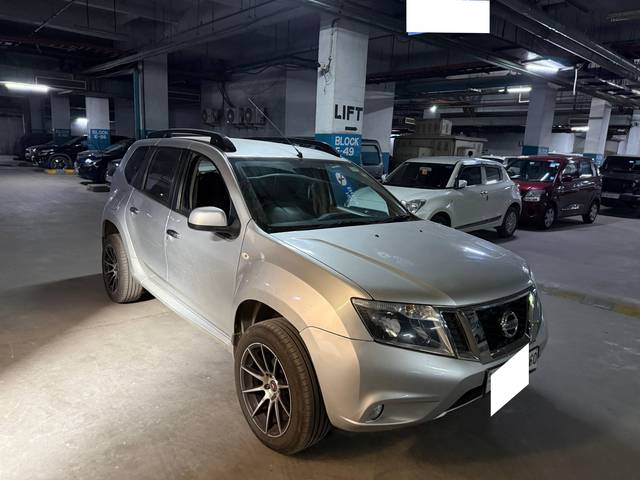 https://images10.gaadi.com/usedcar_image/4533788/original/processed_2c87a1d2-a0f0-433d-94da-9d255dfcdf93.jpg?imwidth=6402
