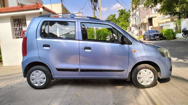 https://images10.gaadi.com/usedcar_image/4533789/original/processed_5b80af0b479f1a88c8e8425fb520cf39.jpg?imwidth=6401