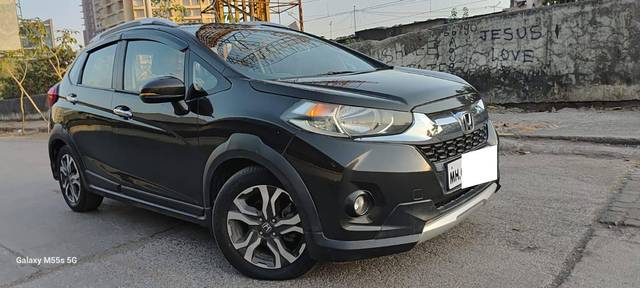 https://images10.gaadi.com/usedcar_image/4533791/original/processed_be7afee016f4fa6cd536d3b29277a562.jpeg?imwidth=6400