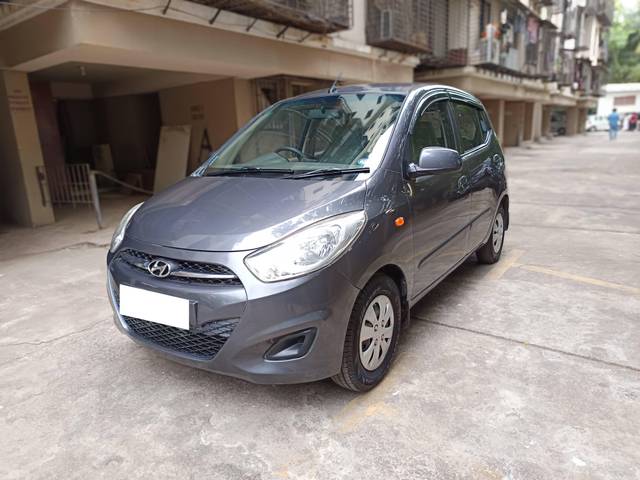 https://images10.gaadi.com/usedcar_image/4533795/original/processed_caf1949dd978b6fbe75e7bab4cd076ed.jpg?imwidth=6400