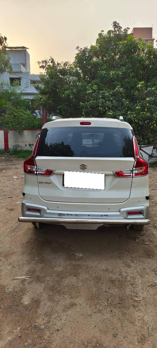 https://images10.gaadi.com/usedcar_image/4533796/original/processed_85e6b94f737830c90100409f5ad0a5f2.jpg?imwidth=6402