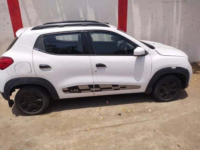 https://images10.gaadi.com/usedcar_image/4533812/original/dc7fbd2032252a3d115012a2aa6da4e3.jpg?imwidth=6401