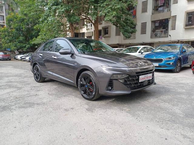 https://images10.gaadi.com/usedcar_image/4533816/original/processed_f9961a45d1f881727bd54a9781d0b350.jpeg?imwidth=6400
