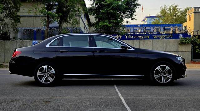 https://images10.gaadi.com/usedcar_image/4533818/original/processed_55243c58319114359d3e9859dab24647.jpg?imwidth=6401
