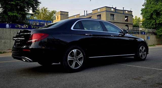 https://images10.gaadi.com/usedcar_image/4533818/original/processed_6a29665408406c9abfd775504c44ac06.jpg?imwidth=6402