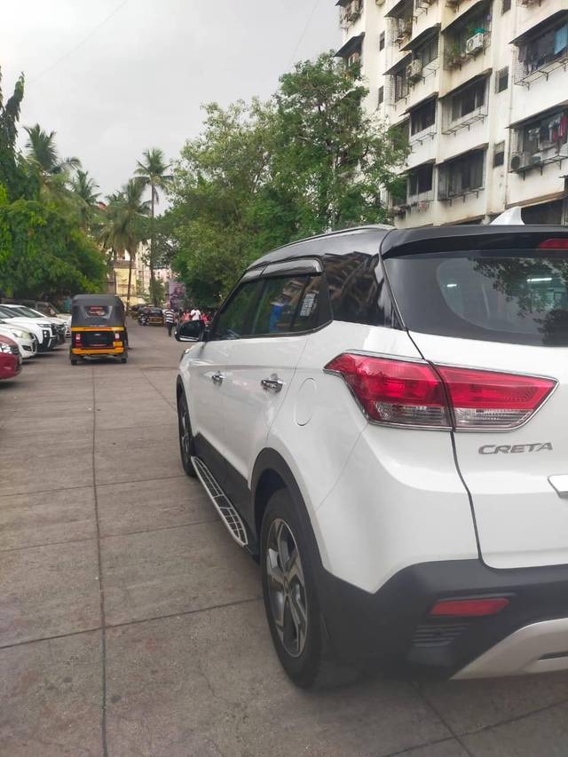 https://images10.gaadi.com/usedcar_image/4533819/original/processed_032c7edd9c8dcf282cdfd300d998e803.jpg?imwidth=6402