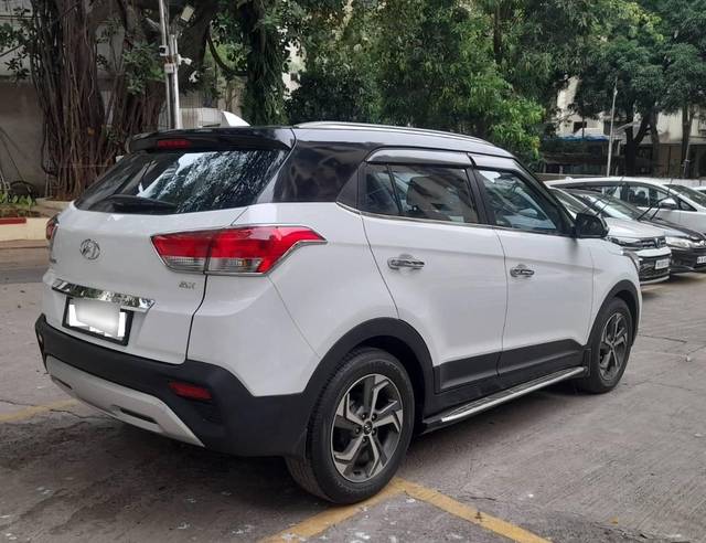 https://images10.gaadi.com/usedcar_image/4533819/original/processed_a84037d1ea62d4045b4865881339e281.jpeg?imwidth=6402