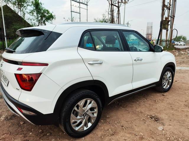 https://images10.gaadi.com/usedcar_image/4533822/original/processed_c79f8b963274c6df5cb565260d019674.jpeg?imwidth=6401