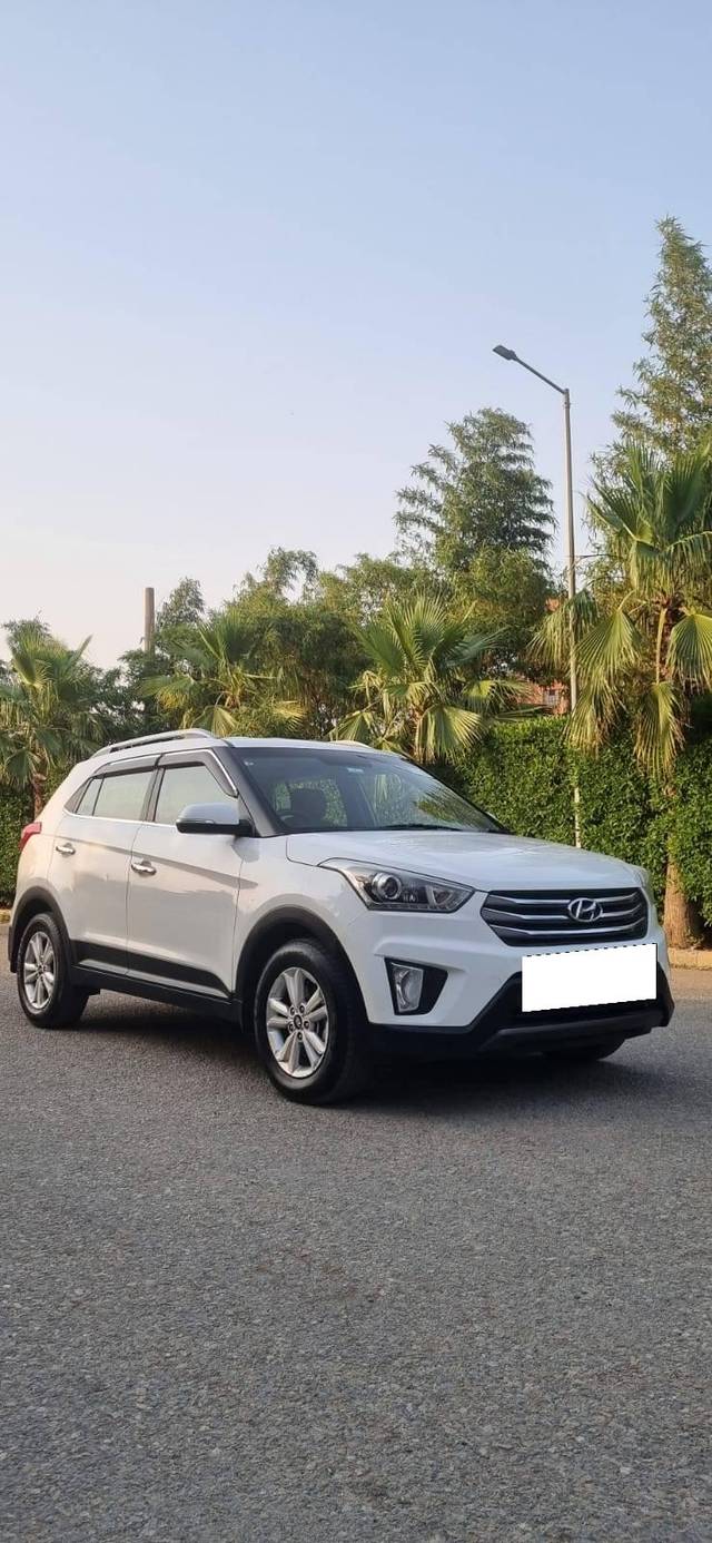 https://images10.gaadi.com/usedcar_image/4533825/original/processed_554bf242c7f49c79a10d54dafaf41dae.jpg?imwidth=6400