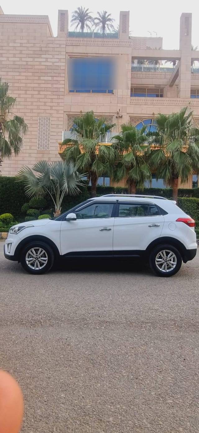 https://images10.gaadi.com/usedcar_image/4533825/original/processed_f091bb43c53723b2b6bc299d162ee207.jpg?imwidth=6401