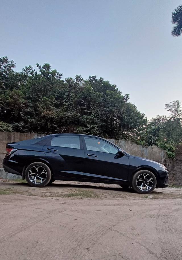 https://images10.gaadi.com/usedcar_image/4533835/original/5001e6218bb86183e808f740a990df59.jpg?imwidth=6401