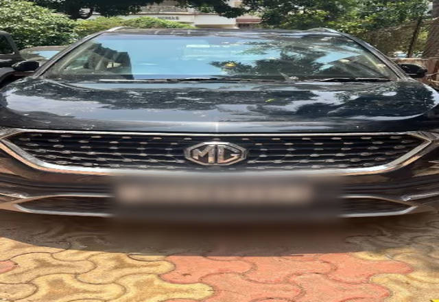 https://images10.gaadi.com/usedcar_image/4533841/original/24257dc1-ec86-49da-950c-07e60e0df081.?imwidth=6400
