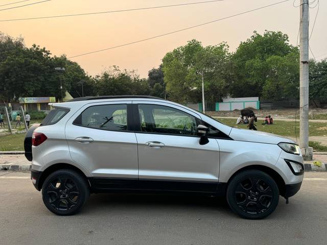 https://images10.gaadi.com/usedcar_image/4533851/original/processed_9be7487928d6f997dc10c268e146426d.jpg?imwidth=6401